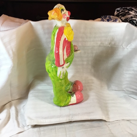 Hand crafted and painted clown, great decor item - Picture 4 of 4